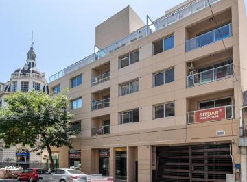 Local comercial · 196m² · 1 Ambiente · Local Comercial a Estrenar en Flores