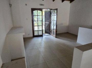 PH · 68m² · 3 Ambientes · Venta Casa PH Planta Alta Dos Dorm. y Patio
