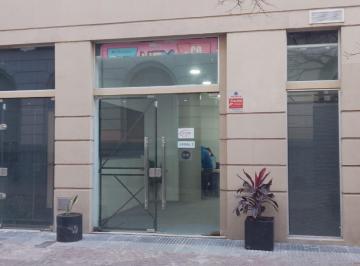 Local comercial · 174m² · 1 Ambiente · Local Comerical a Estrenar en Flores