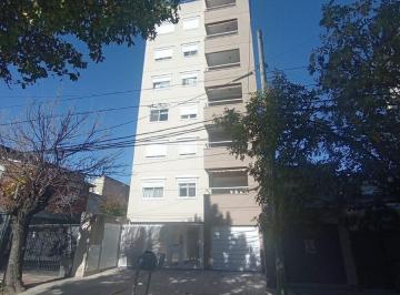 Departamento · 43m² · 3 Ambientes · Alquiler 3 Amb Balcón y Parrilla en Santos Lugares