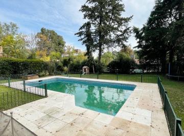 Casa · 174m² · 5 Ambientes · Casa en Venta golfer'S Country Club Pilar