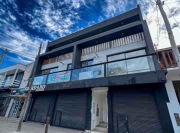 Departamento · 89m² · 3 Ambientes · Duplex 3 Amb con Jardin Moderno Villa Primera