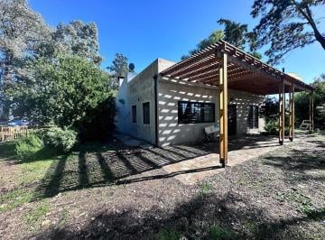 Casa · 90m² · 3 Ambientes · 1 Cochera · Casa Quinta en Alquiler 1.6 Ha con Casa 3 Ambientes