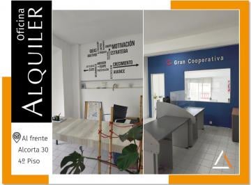 Oficina comercial · 50m² · Alquiler de Oficina - Ubicada en Alcorta 30 - 4º Piso - Al Frente.