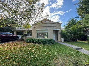 Casa · 150m² · 6 Ambientes · 1 Cochera · Casa - Maschwitz Privado