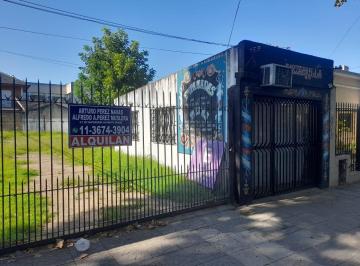 Local comercial en Alquiler Monte Grande · Local con Estacionamiento en Alquiler