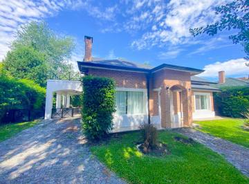 Casa de 4 ambientes, Berazategui · Casa en Lote Central con Suite, Playroom y Galería – Fincas de Iraola