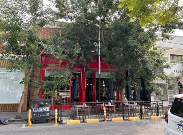 Local comercial · 80m² · Local en Venta, Zona Guemes Excelente Oportunidad!