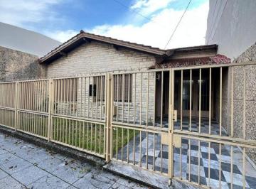 PMR-PMR-806_2 · Casa Lote Propio 10 X 30 con Pileta