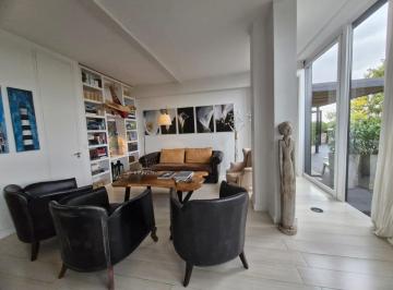Departamento · 235m² · 5 Ambientes · 2 Cocheras · Departamento en Martínez
