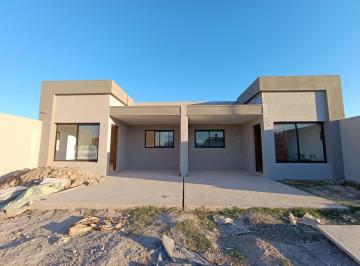 Casa · 90m² · 3 Ambientes · 1 Cochera · Casa en Venta Vía Aurelia Zona Sur 2 Dorm a Estrenar