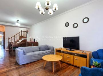 Casa · 117m² · 5 Ambientes · Casa Triplex en Venta en Olivos, Vicente López, G. B. a. Zona Norte