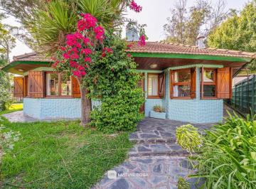 Casa · 200m² · 5 Ambientes · 2 Cocheras · Alquiler 12 Meses - Casa - Bosque Peralta Ramos