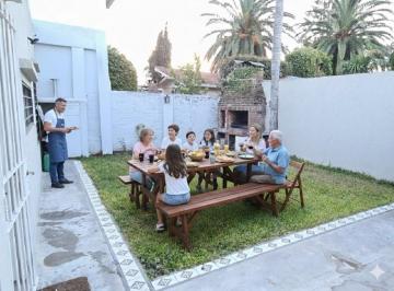 Casa de 3 ambientes, Morón · Casa 3 Ambientes en Venta en Haedo, Reciclada, Suite, Jardín y Cochera