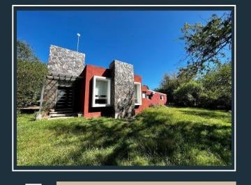 Casa · 175m² · 3 Dormitorios · Corral de Barrancas - Hermosa Casa en Venta