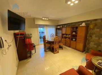 PH · 118m² · 5 Ambientes · PH en Monte Castro