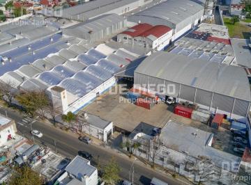 Depósito · 3905m² · Alquiler Deposito 4.155 m² con Oficinas y Playa de Maniobra Munro Vicente Lopez