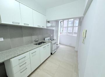 Departamento · 50m² · 4 Ambientes · Hauser Alquila Departamento Céntrico