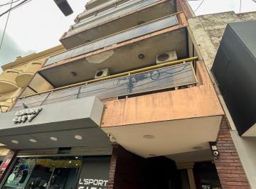 Departamento de 3 ambientes, Avellaneda · Departamento de 3 Ambientes Chico en Inmejorable Ubicacion.