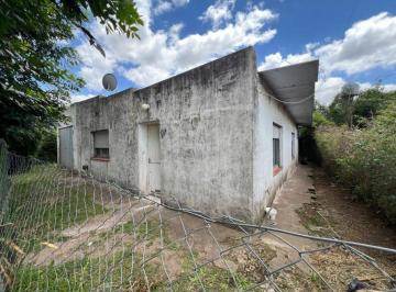 Casa de 4 ambientes, Brandsen · Casa de 105 m². Calle Chile, jeppener, Brandsen.