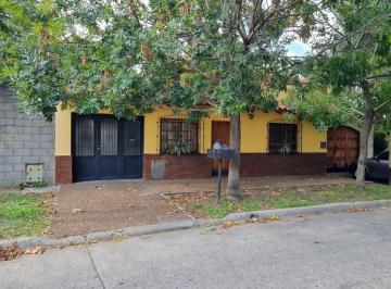 Casa de 4 ambientes, Quilmes · Casa en Bernal Centro