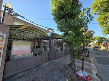 PH · 88m² · 3 Ambientes · 1 Cochera · PH en San Antonio de Padua