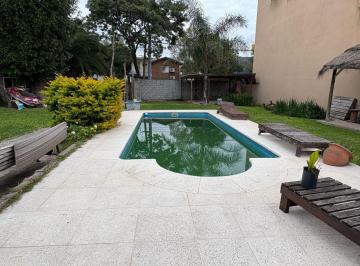 Casa de 4 ambientes, Pilar · Excelente Casa en Barrio de Vicenzo Grande