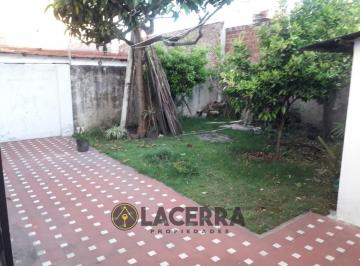 Casa · 70m² · 3 Ambientes · 1 Cochera · Casa 3 Amb en Venta Wilde