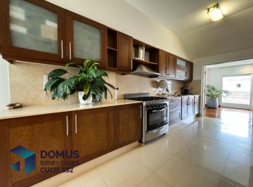 Casa · 550m² · 5 Dormitorios · 2 Cocheras · Venta Casa Barrio Tres Cerritos