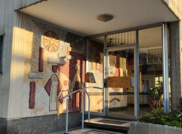 tres-de-febrero-santos-lugares-venta-departamento-3-ambientes · Departamento 3 Amb. Santos Lugares P. B. Frente