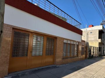 PH · 120m² · 3 Ambientes · 1 Cochera · Venta PH 3 Amb Frente S/expensas Terraza V. Lynch