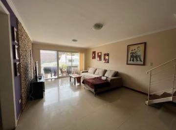 PH · 185m² · 6 Ambientes · 2 Cocheras · PH en Venta de 4 Dorm. C/ Cochera en Barrio San Jose