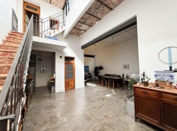 Casa · 133m² · 4 Ambientes · 1 Cochera · Venta Casa 4 Ambientes Santa Rita Terraza Cochera