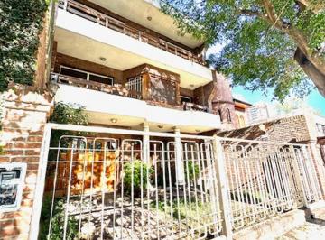 Casa · 446m² · 8 Ambientes · 4 Cocheras · Venta Casa 7 Amb en Belgrano Chico