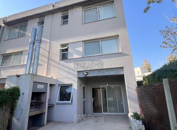 Casa · 105m² · 4 Ambientes · 2 Cocheras · Casa Triplex en Venta en Rincón de Milberg, Tigre, G. B. a. Zona Norte