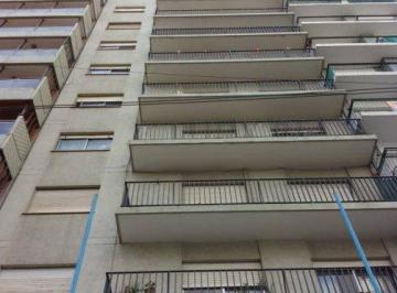 Departamento de 4 ambientes, Mar del Plata · Departamento en Mar del Plata (Edifico Maral 24). Retasado