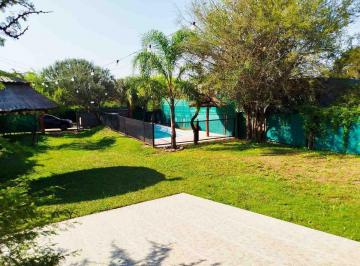 Casa · 141m² · 3 Ambientes · 1 Cochera · Casa C/ Muebles, Dos Dorm, Pileta y Gran Patio - Alq