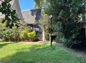 Casa · 500m² · 6 Ambientes · 2 Cocheras · Casa Alquiler 7 Amb Acassuso San Isidro