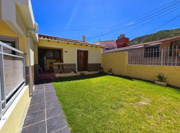 Foto · Casa en Venta Refaccionada Barrio José Muñoz, Villa Carlos Paz con Local Comercial y Cochera Doble