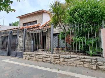 Imagen1 · Casa 5 Ambientes con Quincho en Parque Luro