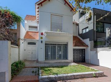 Casa · 200m² · 5 Ambientes · 1 Cochera · Casa en Venta de Tres Dorm. en Alberdi