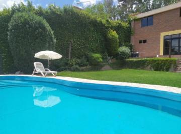 Casa · 430m² · 5 Ambientes · 3 Cocheras · Hermosa Casa Vta 4 Dorm Qcho/gge/pileta/lav Las Higueras 96