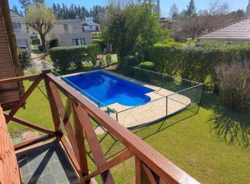 Casa · 127m² · 4 Ambientes · 1 Cochera · Casa en Venta Oportunidad Country Club Banco Provincia