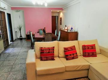 Casa de 5 ambientes, Barracas · Casa Sobre Lote de 8,66 X 22,75. 5 Amb. con Garage. 2 Baños. Patio. Terraza.