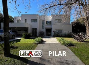 Casa · 489m² · 8 Ambientes · 4 Cocheras · Club de Campo Armenia. Barrio Privado. Casas en Venta. Pilar, G. B. a. Zona Norte