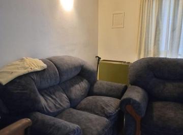 Casa · 207m² · 7 Ambientes · 2 Cocheras · Venta Casa Esquina en Unimev