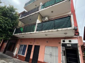Departamento de 2 ambientes, Mataderos · Excelente Depto 2 Amb C/amplio Balcón!