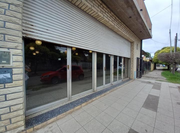 Local comercial · 600m²