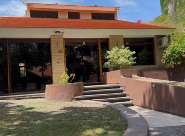 Oficina comercial · 700m² · 2 Ambientes · Oficina en Alquiler Quinta Sección