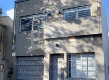Departamento · 94m² · 4 Ambientes · 1 Cochera · Duplex en Venta Berazategui